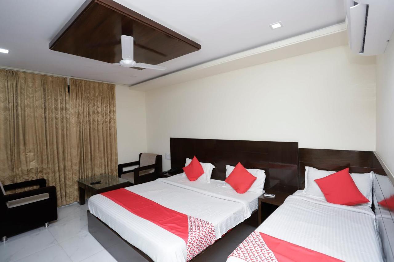 Oyo 39595 Hotel Ray Ban Haridwār Exterior foto